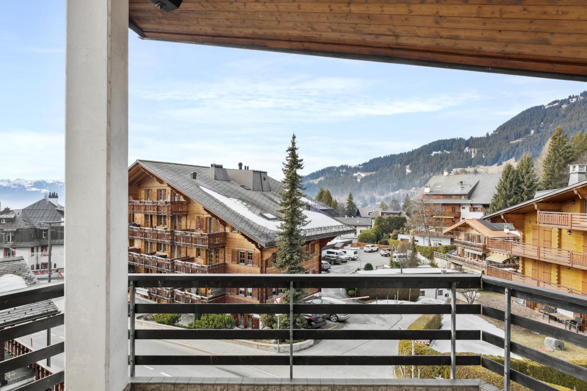 Triplex In Villars Centre With Parking Esterno foto